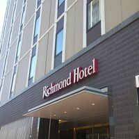 京成成田駅から歩いてすぐの場所なので便利でした。