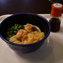 蛸焼き載せのお饂飩