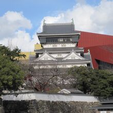 小倉城も近いです