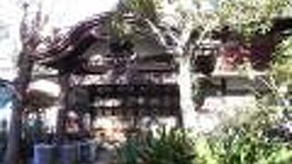 奥まったところにひっそりと・・