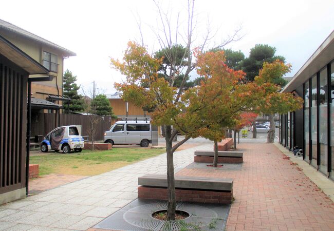 人影がありませんでした。