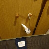 スリッパは、洗って再利用するタイプ