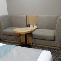 ちょっと座り心地が悪いソファ