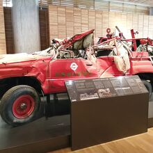 館内展示の消防車