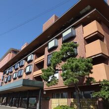 祥苑館/望洋館/遊湯館/ゆべつ館/はまなす館からなる巨大施設