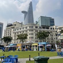 素晴らしいビル