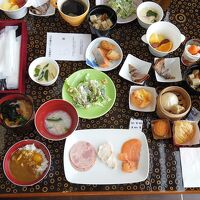 1階ビュッフェレストラン