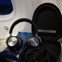 成田への到着前　個々に回収確認された　ヘッドフォン