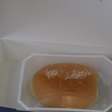 実際はパンひとつ・・・