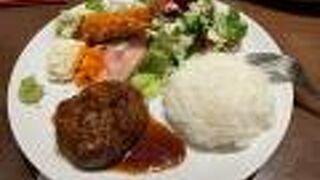 かみしめるほどに、口の中に肉汁が