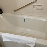 バスタブはビジホより広めで足が延ばせます