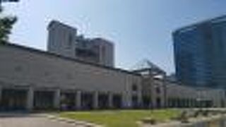 メモリアルパーク内の横浜港を知る博物館