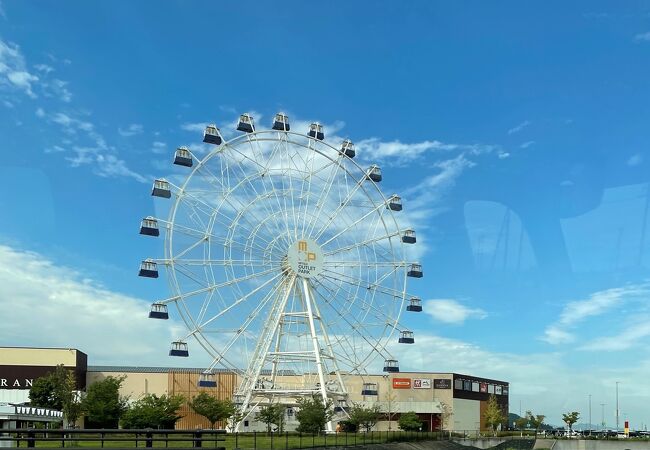 三井アウトレットパーク 北陸小矢部