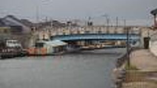 虹の懸け橋と呼ばれている