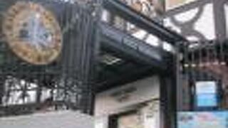 まあ、美術館みたいな施設です