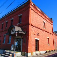 220x220_19094648.jpg?