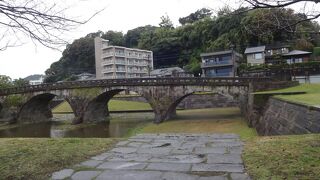 とても風情のある石橋でした。