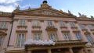 可愛らしい宮殿