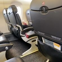 機内の座席の様子です。