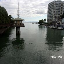 琵琶湖にそそぐ景観です。