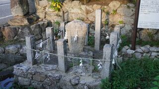 藍染川 梅壺侍従の蘇生の碑