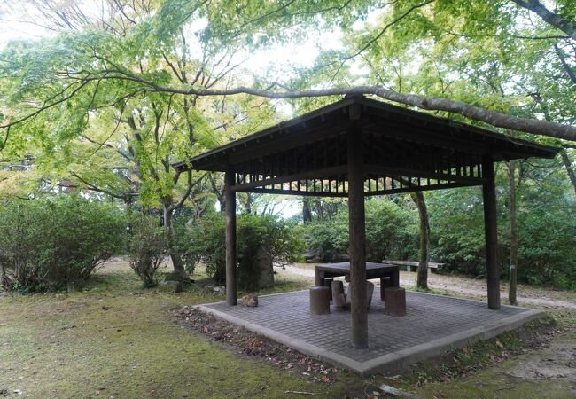 菅原道真ゆかりの天拝山のふもとに整備された公園