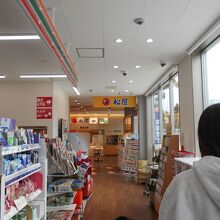 伊吹パーキングエリア（上り線）