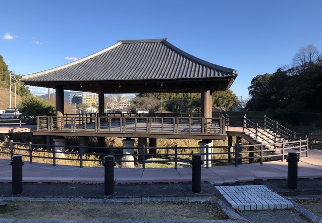 筑紫野市民の憩いの場になっている花がきれいな自然公園です。