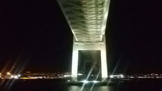 夜の船上から眺めました