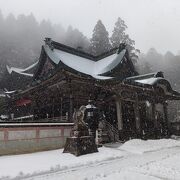 徳島県内の寺院で重文の建築が最多を誇る。