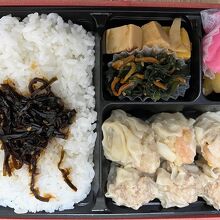 和豚もちぶた・エビシューマイ弁当