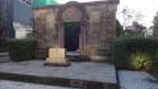 記念碑の北側には、ザビエル教会がありました。