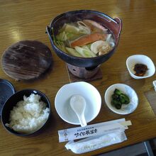 昼食