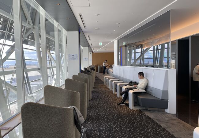 国際線ラウンジの感じがありません