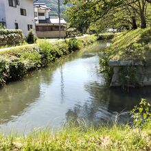 周囲を歩いただけですが、五稜郭の特徴的な形は分かります。