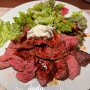 お店の専用アプリを入れると肉30g増量クーポンをもらえます。