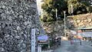 蒲生氏郷が築城、日本100名城