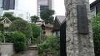 近代的な造りの本堂