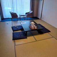 和室10畳眺望なしの部屋です。