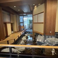 格式高いロビーでした。