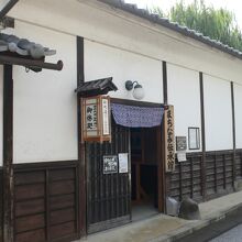 風情のある外観です