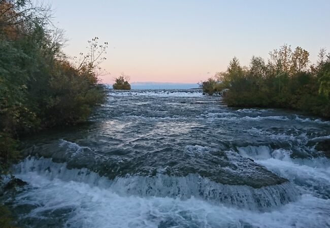 小さな島が3つ