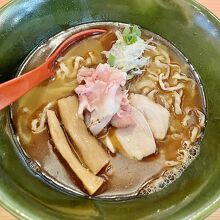 焼きあご塩らー麺 たかはし 歌舞伎町店