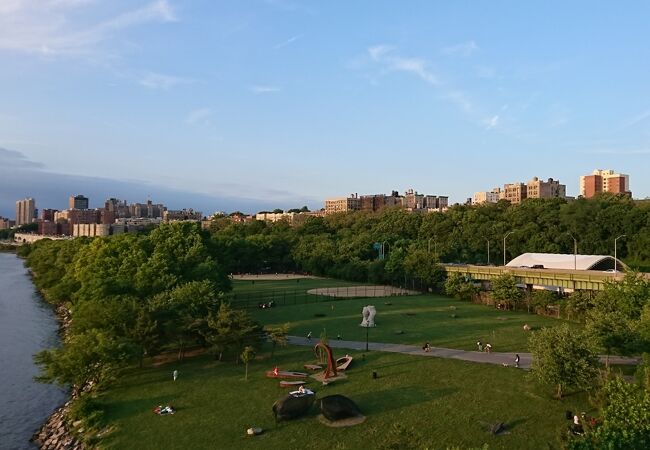 リバーバンク州立公園