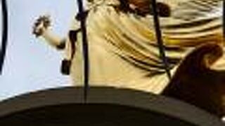 黄金の女神の塔