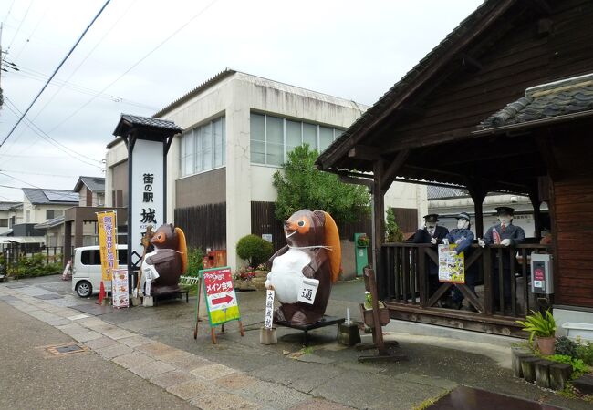 かかし祭りが開催中でした　～　街の駅 城跡（まちのえき きせき）