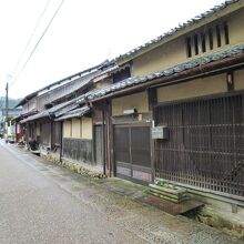 昔ながらの静かな佇まいが残る