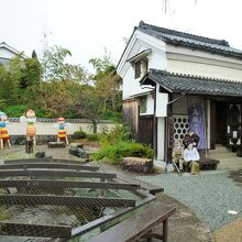 観光スポットくすり資料館