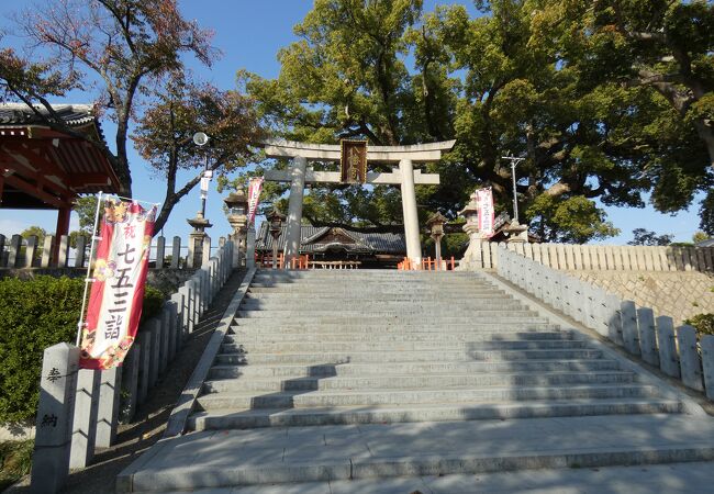 第15代応神天皇が御祭神の神社