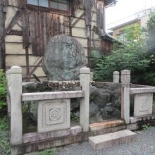 昔の京都の力士の石碑です